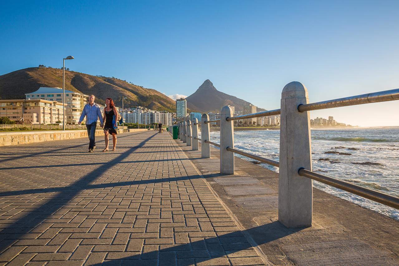The Odyssee 409 Cape Town Exterior photo