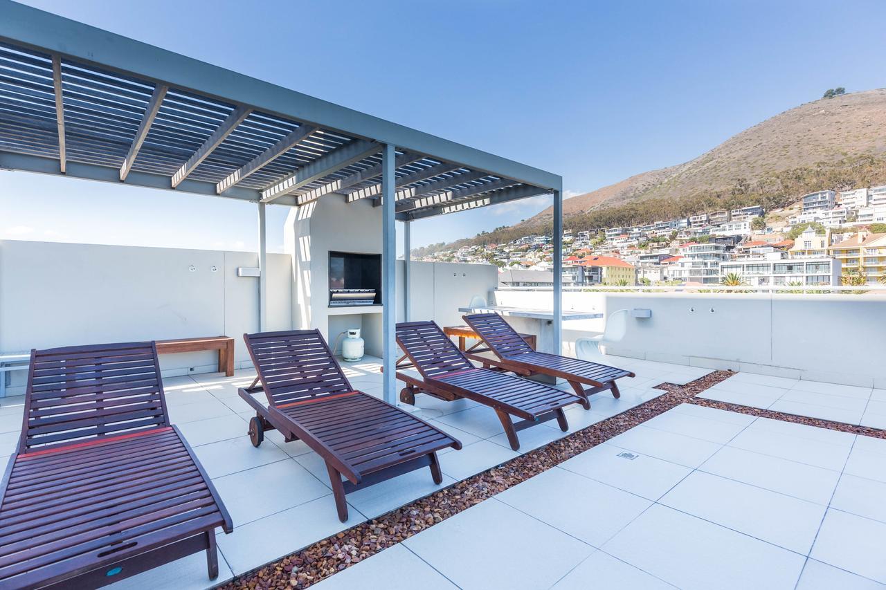 The Odyssee 409 Cape Town Exterior photo